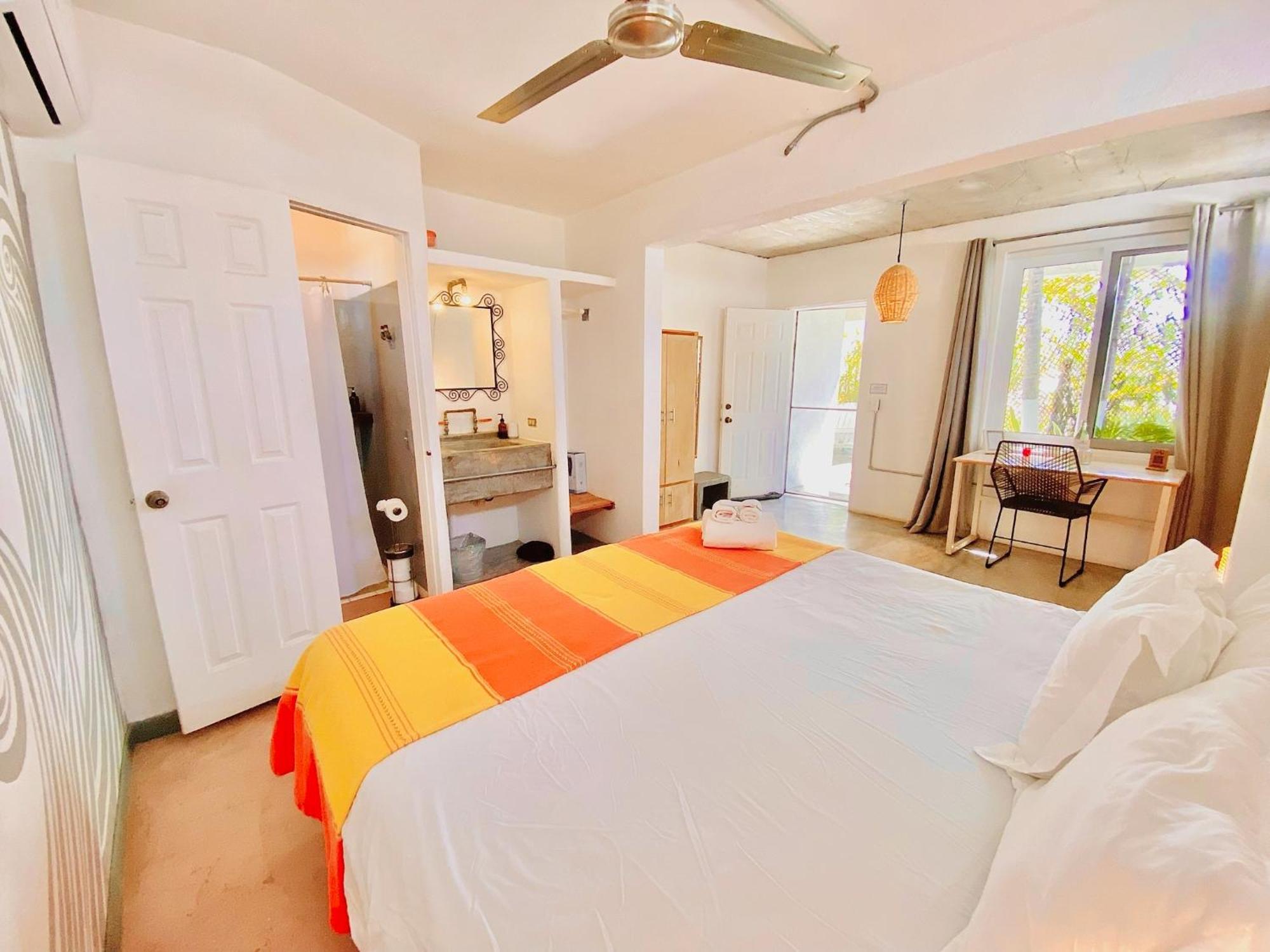 Hotel Perro Surfero Тодос-Сантос Экстерьер фото